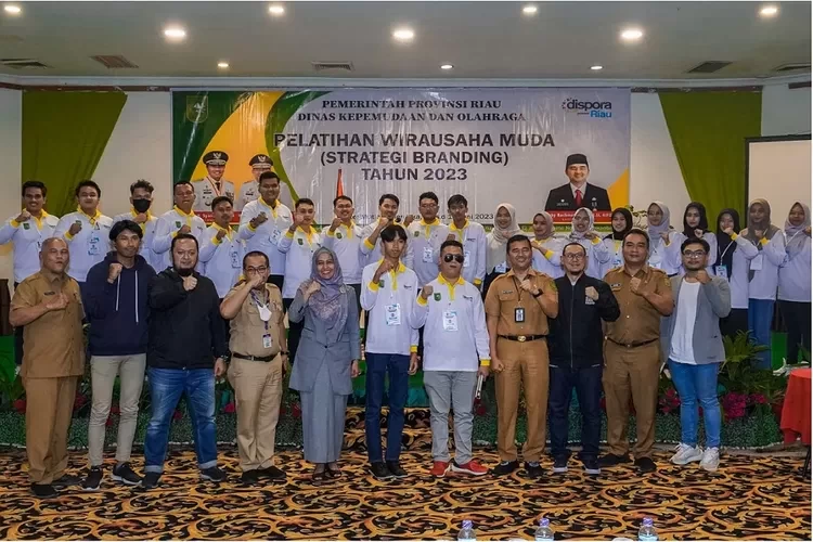 Ketua Fraksi Golkar DPRD Riau Harap Anak Muda Riau Bisa Kembangkan Usaha Kreatif